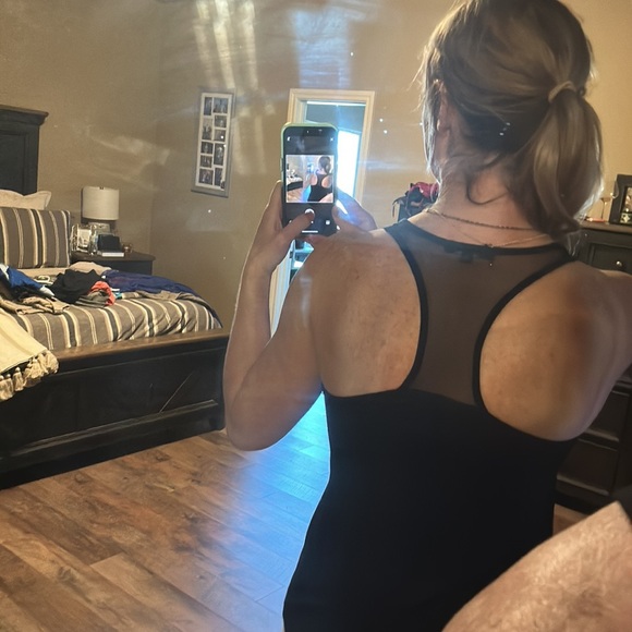 Cute black tank with mesh details - Picture 3 of 3